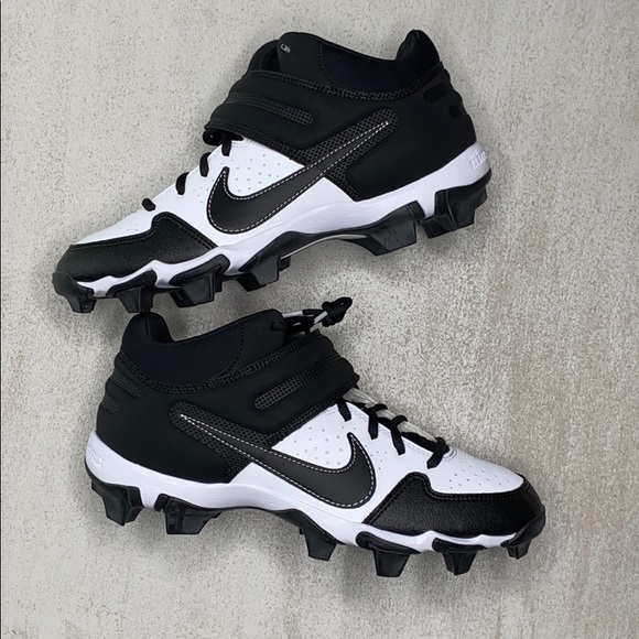 nike alpha fastflex baseball cleats